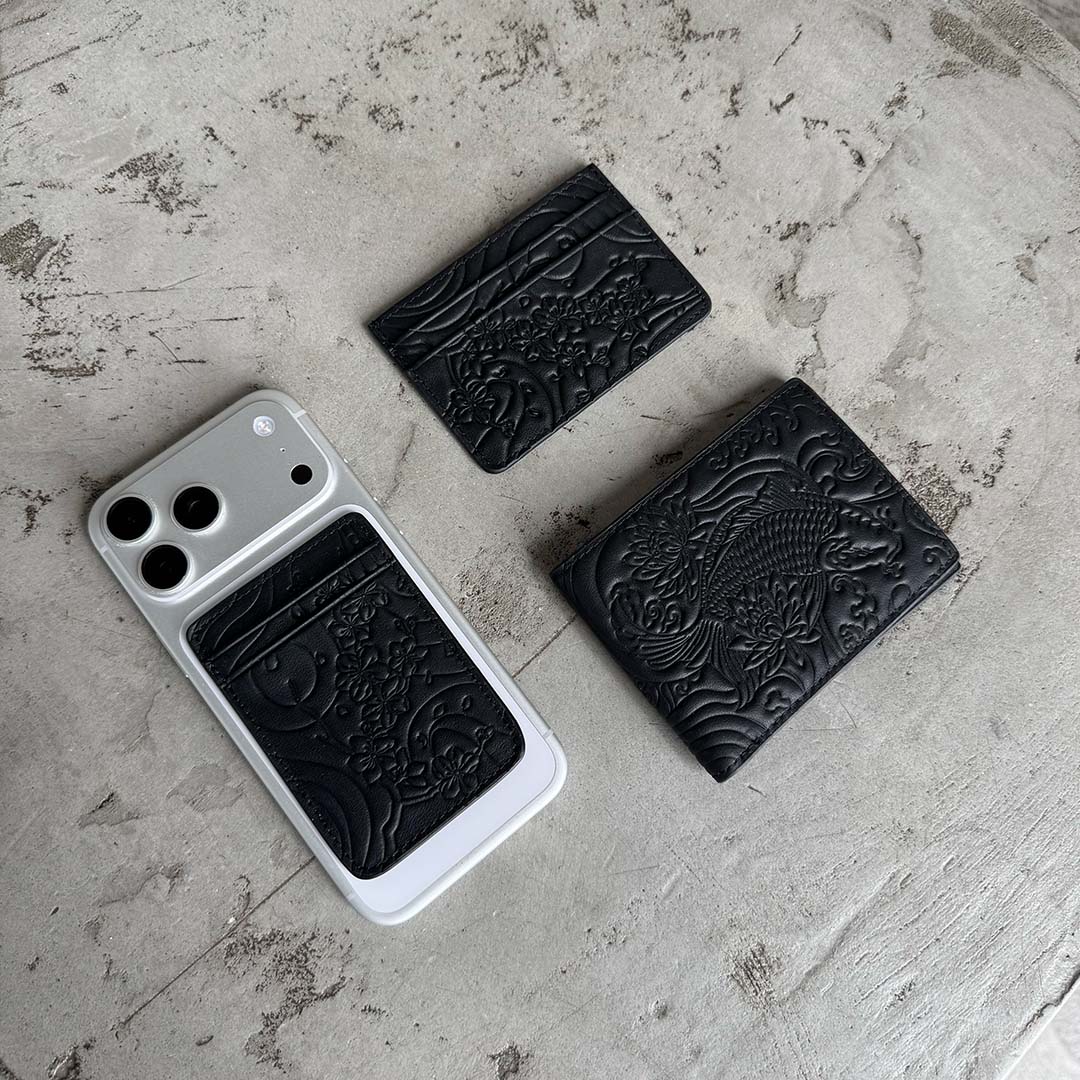 Black Sakura MagSafe